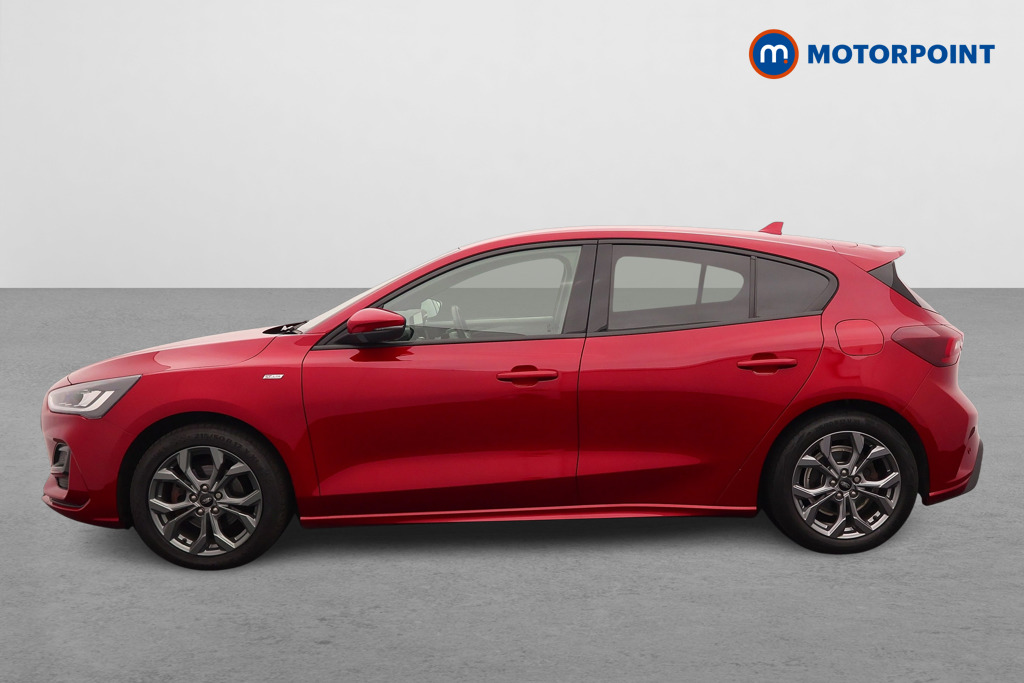 Ford Focus St-Line Edition Manual Petrol Hatchback - Stock Number (1638324) - Passenger side
