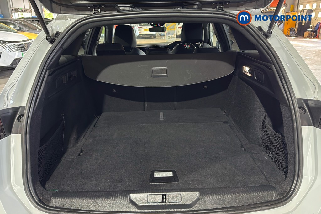 Peugeot 308 GT Automatic Petrol Estate - Stock Number (1638344) - 33rd supplementary image