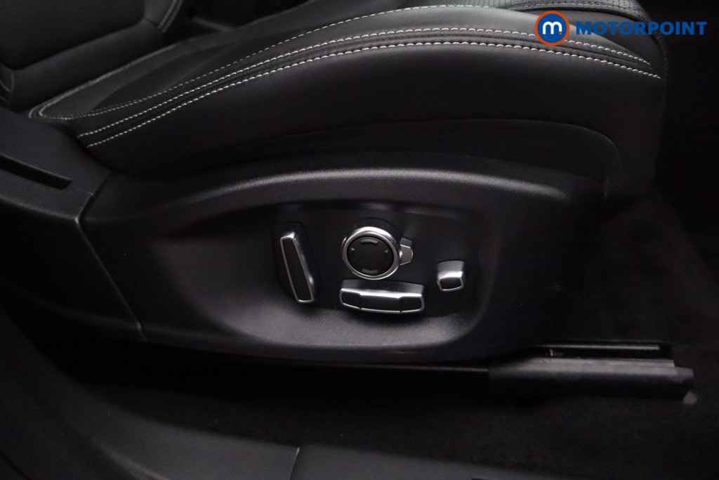 Jaguar E-Pace R-Dynamic Hse Black Automatic Petrol Plug-In Hybrid SUV - Stock Number (1638385) - 14th supplementary image