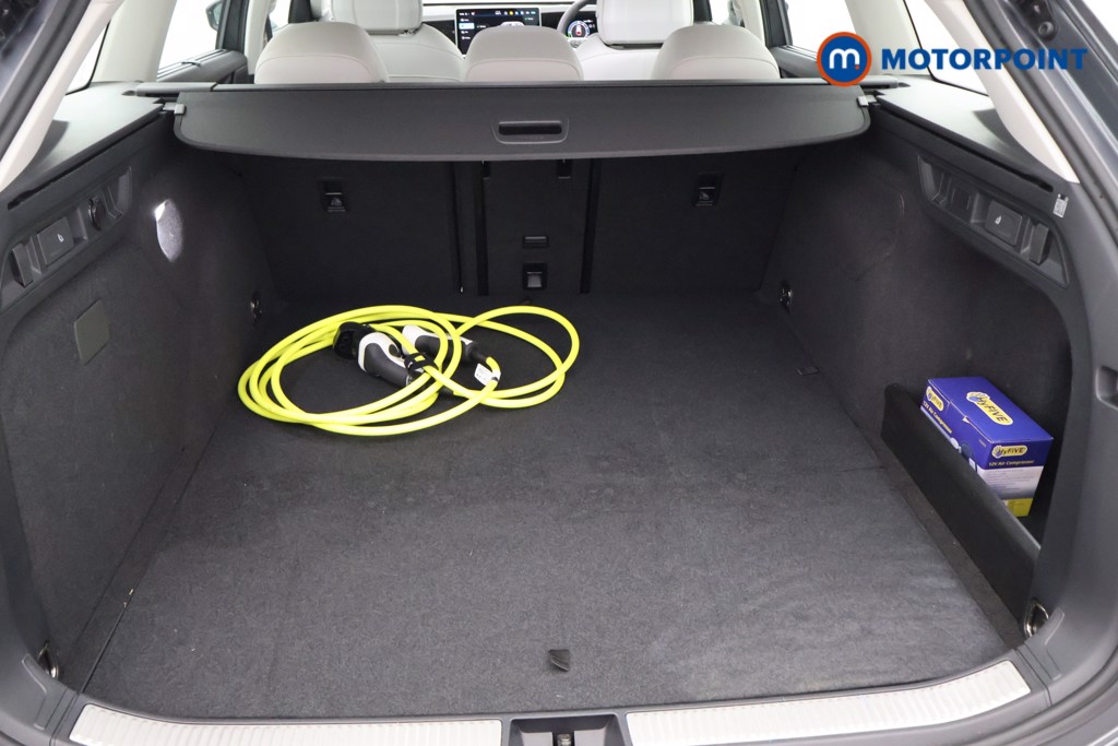 Volkswagen Passat Life Automatic Petrol Plug-In Hybrid Estate - Stock Number (1638774) - 20th supplementary image