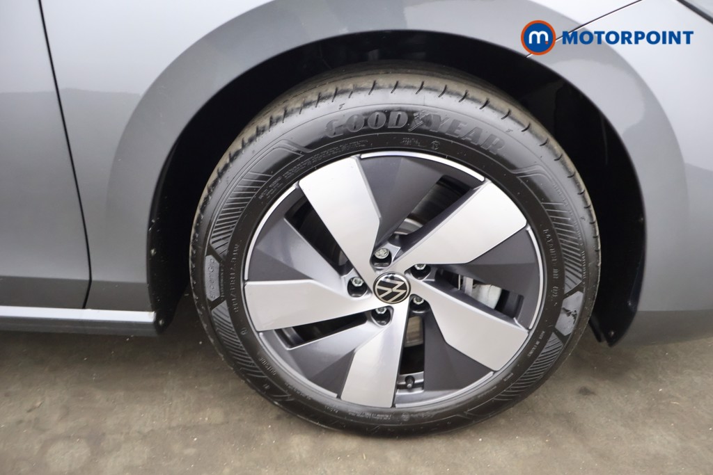 Volkswagen Passat Life Automatic Petrol Plug-In Hybrid Estate - Stock Number (1638774) - 22nd supplementary image