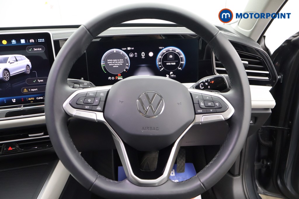 Volkswagen Passat Life Automatic Petrol Plug-In Hybrid Estate - Stock Number (1638774) - 1st supplementary image