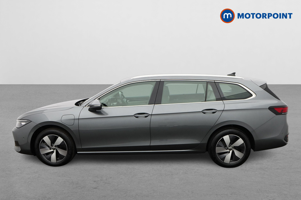 Volkswagen Passat Life Automatic Petrol Plug-In Hybrid Estate - Stock Number (1638774) - Passenger side