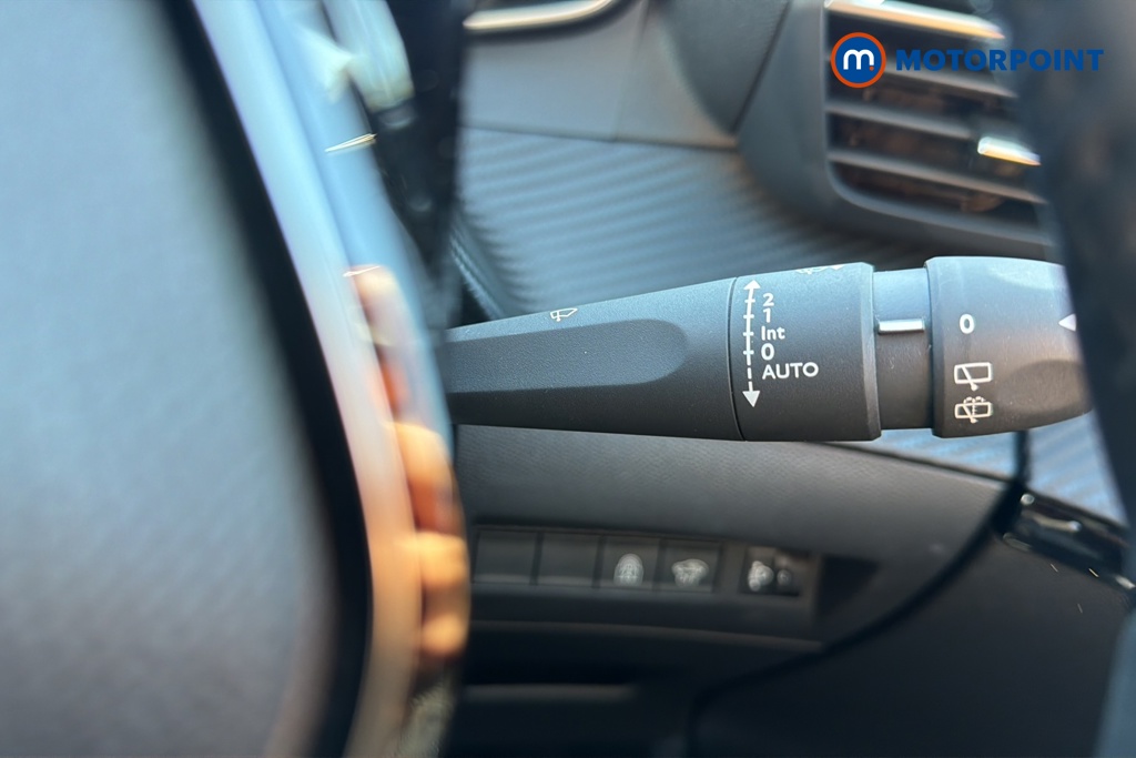 Peugeot 208 Allure Manual Petrol Hatchback - Stock Number (1638809) - 6th supplementary image