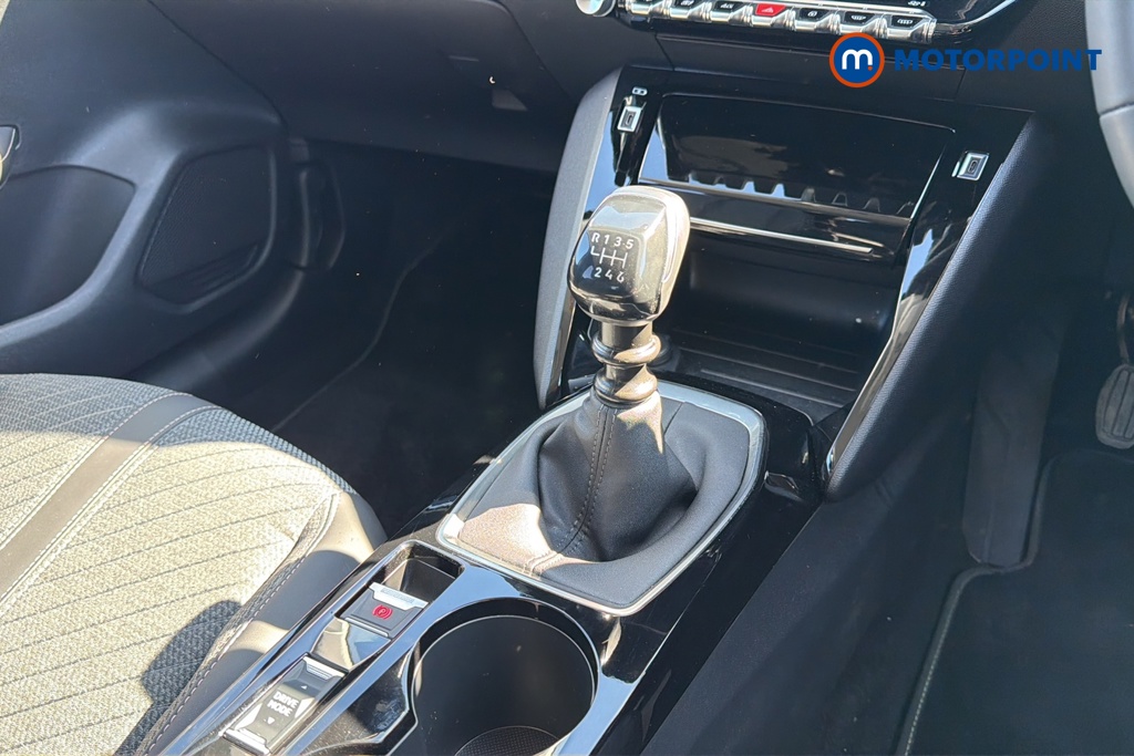 Peugeot 208 Allure Manual Petrol Hatchback - Stock Number (1638809) - 15th supplementary image