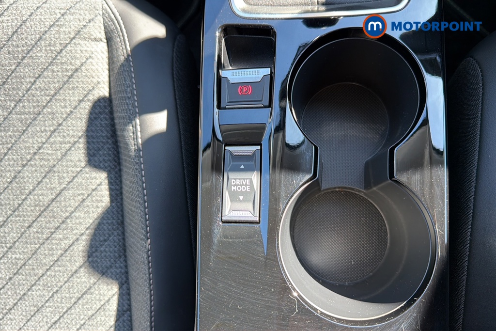 Peugeot 208 Allure Manual Petrol Hatchback - Stock Number (1638809) - 16th supplementary image