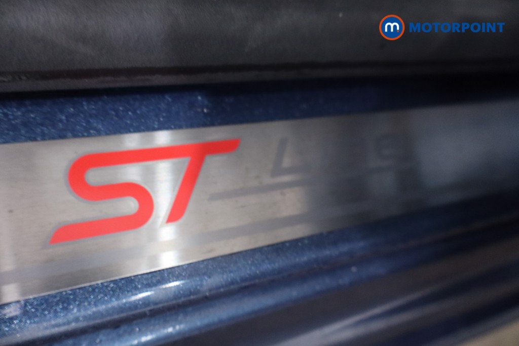 Ford Focus St-Line Edition Manual Petrol Hatchback - Stock Number (1636287) - 24th supplementary image