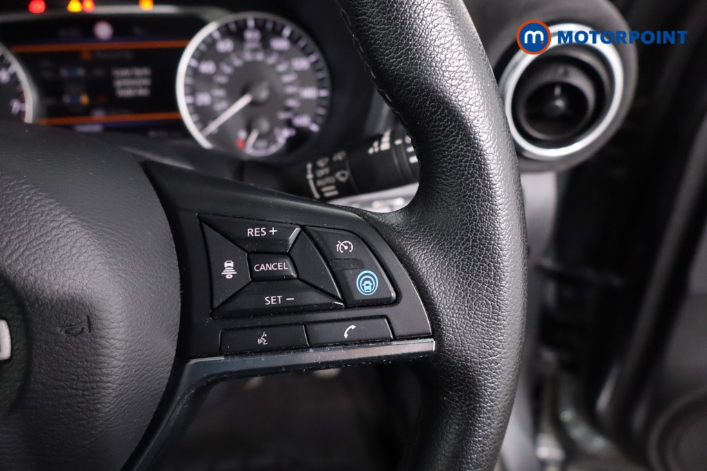 Nissan Juke Tekna-Plus Manual Petrol SUV - Stock Number (1636585) - 8th supplementary image