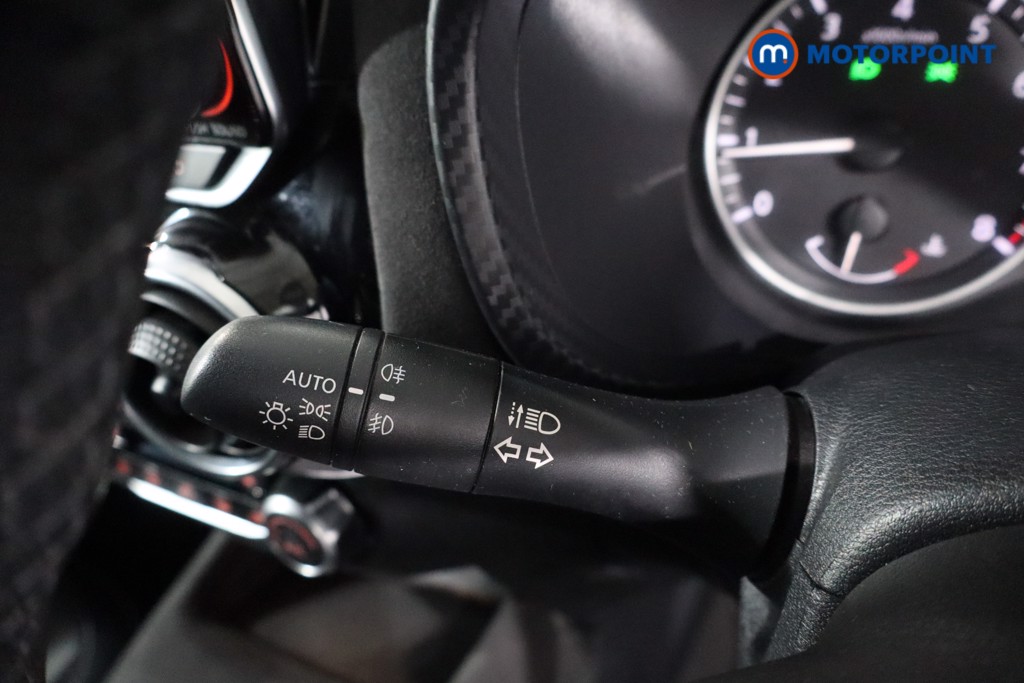 Nissan Juke Tekna-Plus Manual Petrol SUV - Stock Number (1636585) - 14th supplementary image