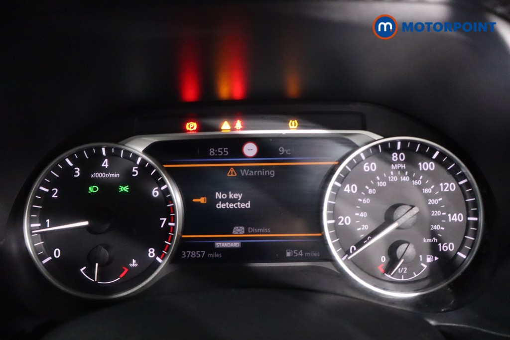 Nissan Juke Tekna-Plus Manual Petrol SUV - Stock Number (1636585) - 16th supplementary image