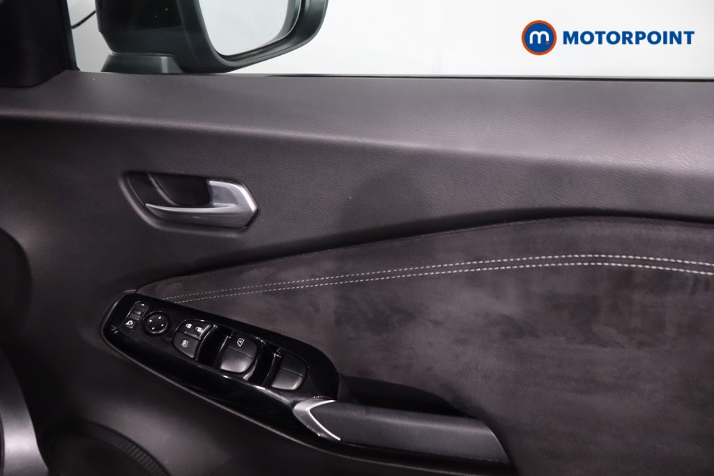 Nissan Juke Tekna-Plus Manual Petrol SUV - Stock Number (1636585) - 25th supplementary image