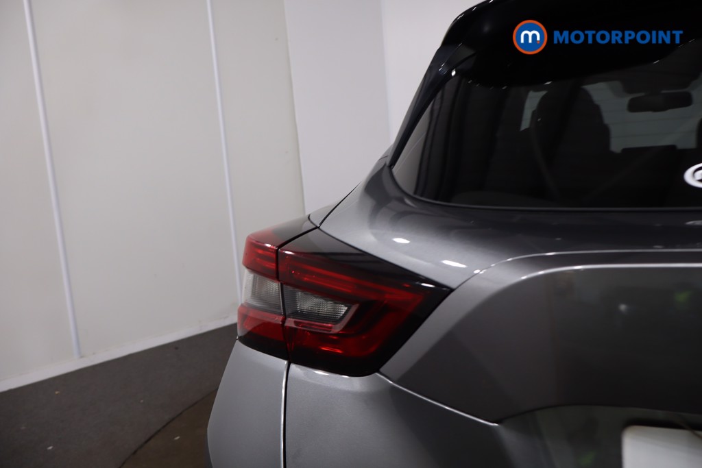 Nissan Juke Tekna-Plus Manual Petrol SUV - Stock Number (1636585) - 35th supplementary image