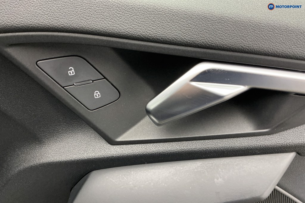 Audi A3 S Line Automatic Petrol Hatchback - Stock Number (1636634) - 26th supplementary image