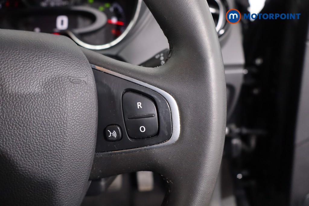 Renault Captur Iconic Manual Petrol SUV - Stock Number (1636689) - 8th supplementary image