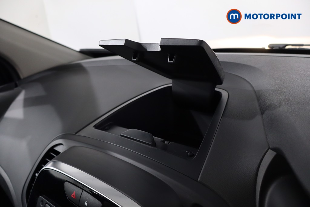 Renault Captur Iconic Manual Petrol SUV - Stock Number (1636689) - 18th supplementary image