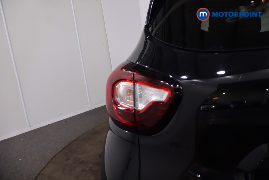 Renault Captur Iconic Manual Petrol SUV - Stock Number (1636689) - 33rd supplementary image