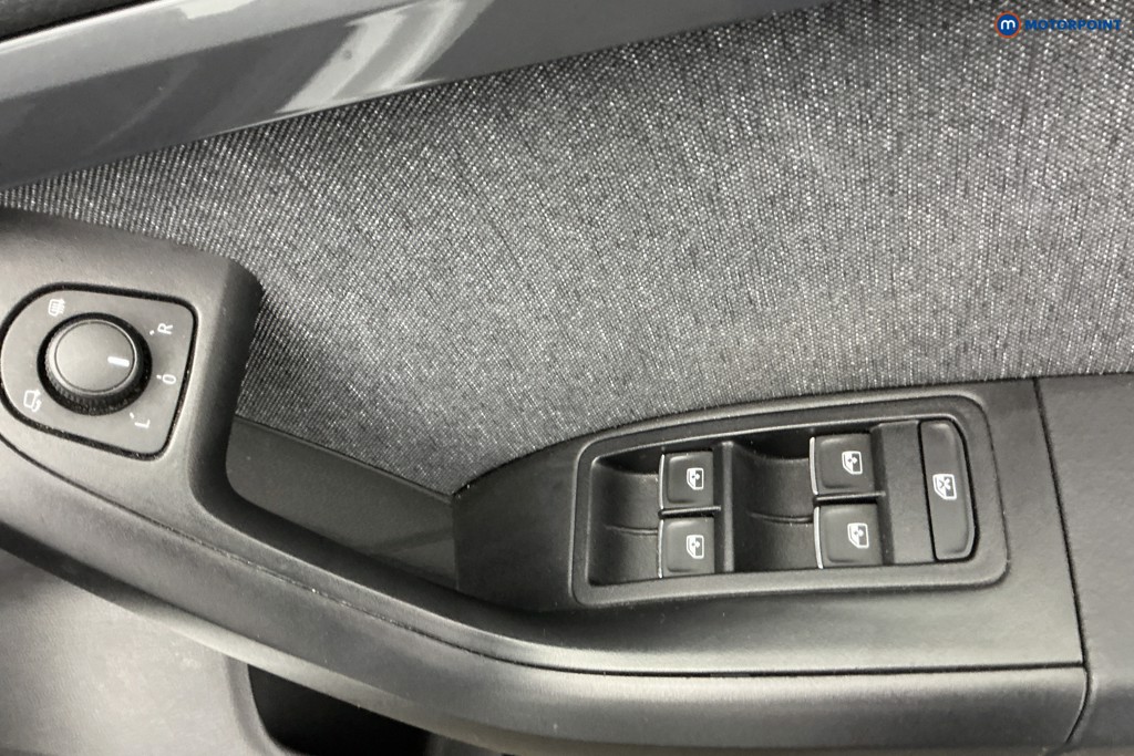 Seat Ateca Se Technology Manual Petrol SUV - Stock Number (1637393) - 24th supplementary image