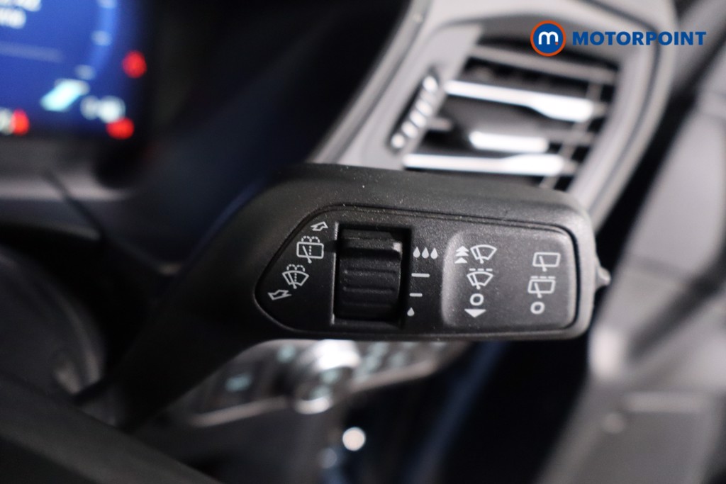 Ford Kuga St-Line Edition Manual Petrol SUV - Stock Number (1638104) - 15th supplementary image