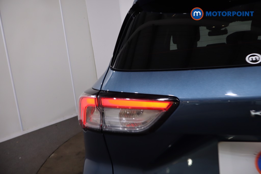 Ford Kuga St-Line Edition Manual Petrol SUV - Stock Number (1638104) - 40th supplementary image