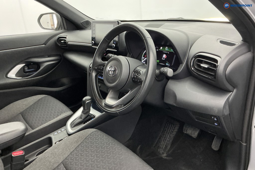 Toyota Yaris Cross Design Automatic Petrol-Electric Hybrid Estate - Stock Number (1604152) - 8th supplementary image