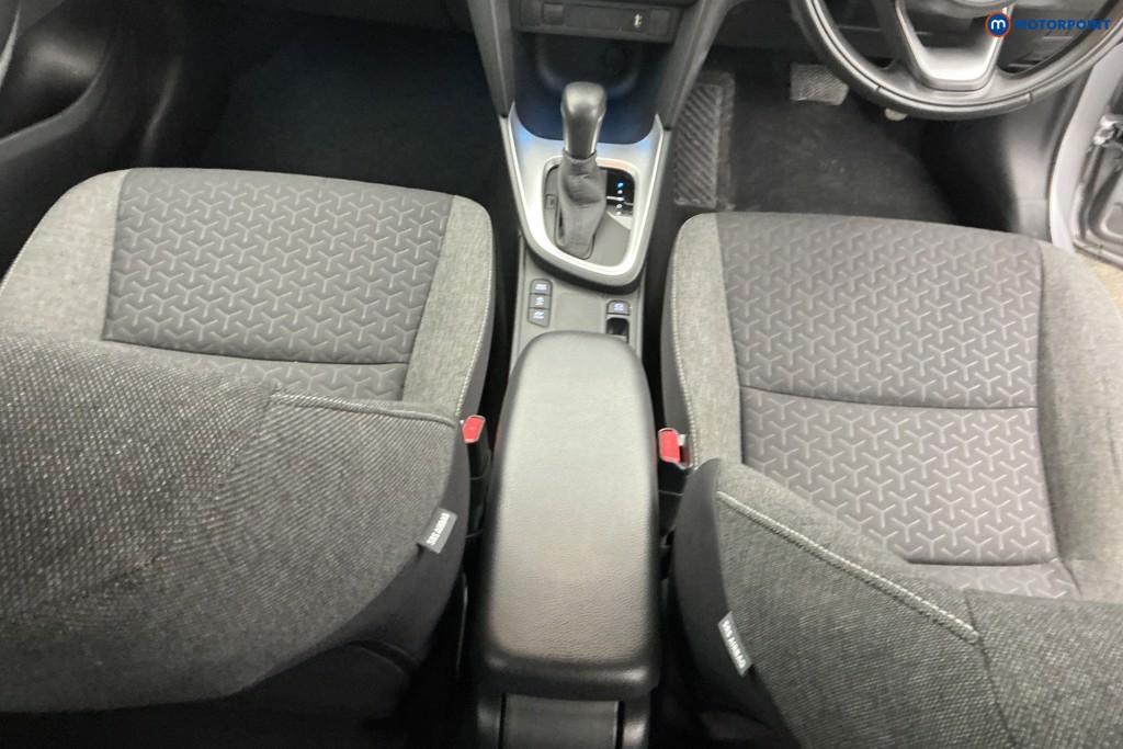Toyota Yaris Cross Design Automatic Petrol-Electric Hybrid Estate - Stock Number (1604152) - 11th supplementary image