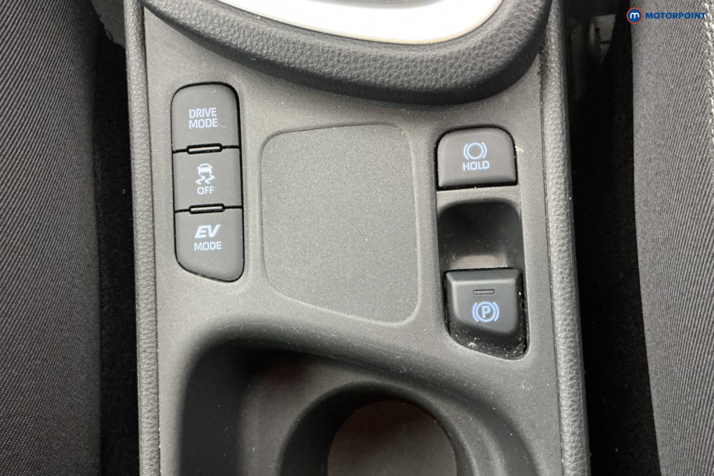 Toyota Yaris Cross Design Automatic Petrol-Electric Hybrid Estate - Stock Number (1604152) - 17th supplementary image