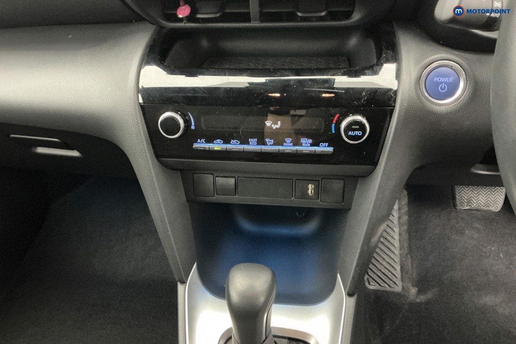 Toyota Yaris Cross Design Automatic Petrol-Electric Hybrid Estate - Stock Number (1604152) - 20th supplementary image