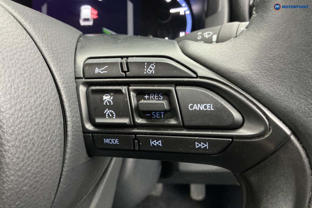 Toyota Yaris Cross Design Automatic Petrol-Electric Hybrid Estate - Stock Number (1604152) - 24th supplementary image
