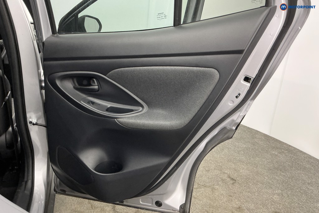 Toyota Yaris Cross Design Automatic Petrol-Electric Hybrid Estate - Stock Number (1604152) - 28th supplementary image