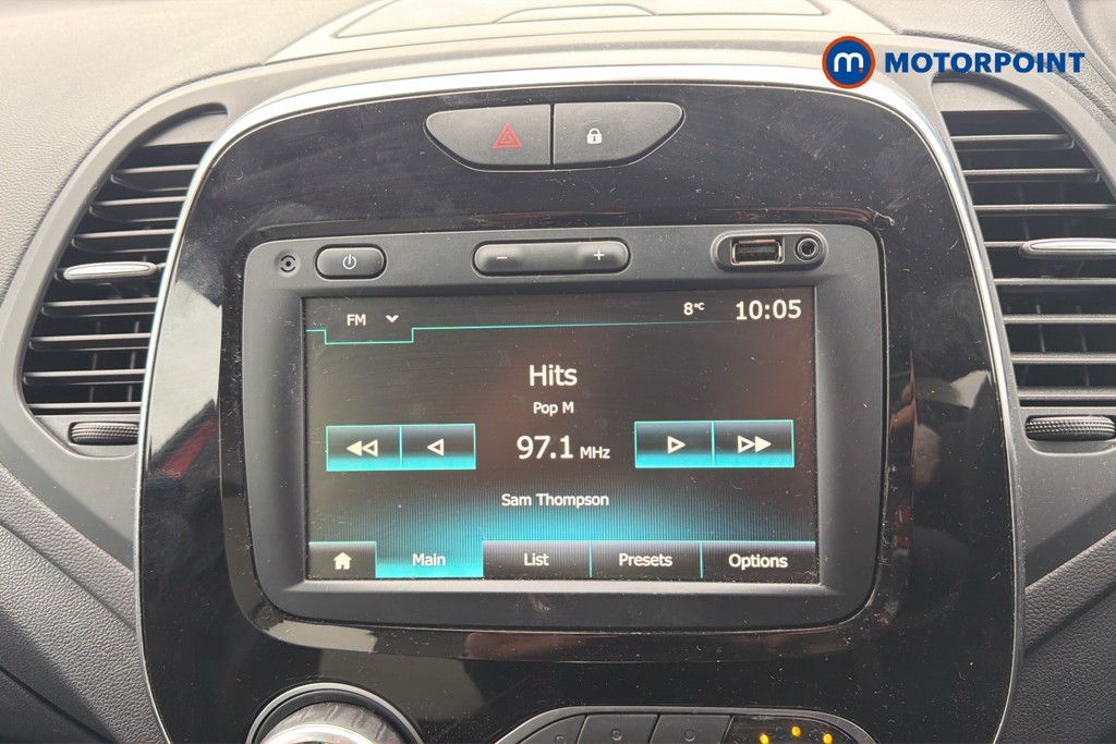 Renault Captur Iconic Automatic Diesel SUV - Stock Number (1615386) - 9th supplementary image