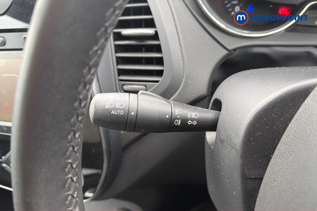 Renault Captur Iconic Automatic Diesel SUV - Stock Number (1615386) - 18th supplementary image