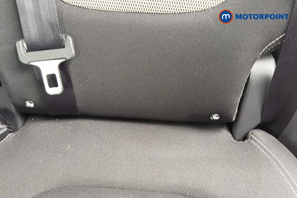 Renault Captur Iconic Automatic Diesel SUV - Stock Number (1615386) - 30th supplementary image