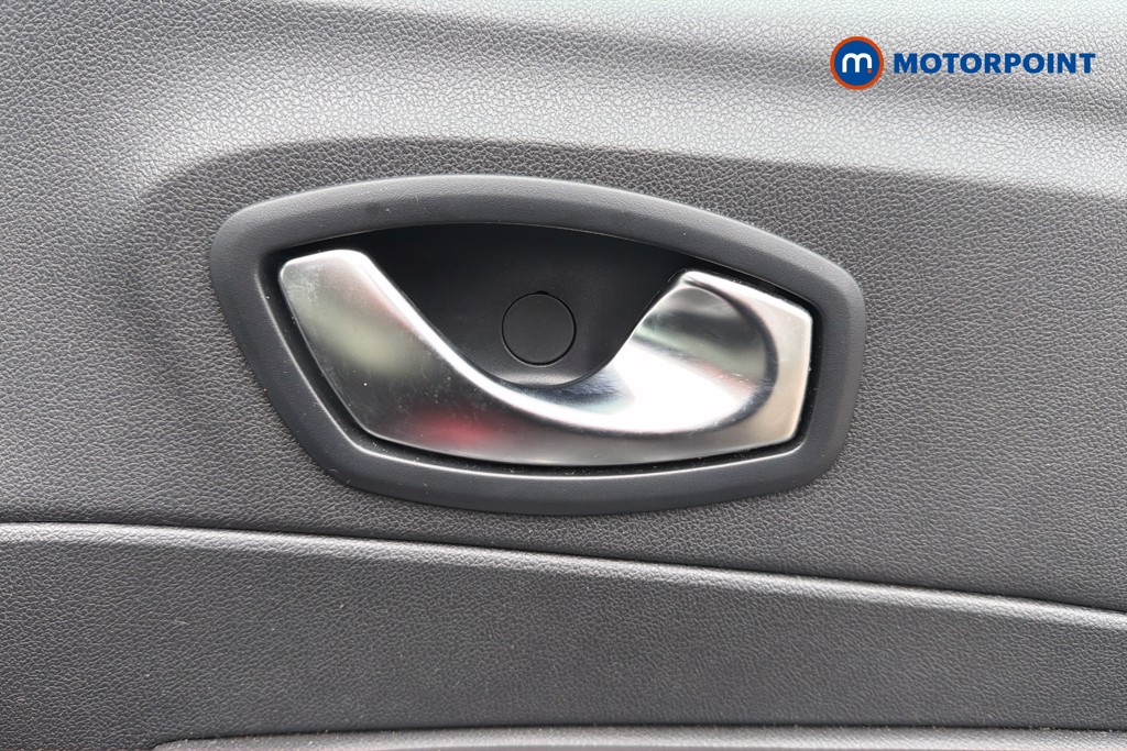 Renault Captur Iconic Automatic Diesel SUV - Stock Number (1615386) - 42nd supplementary image