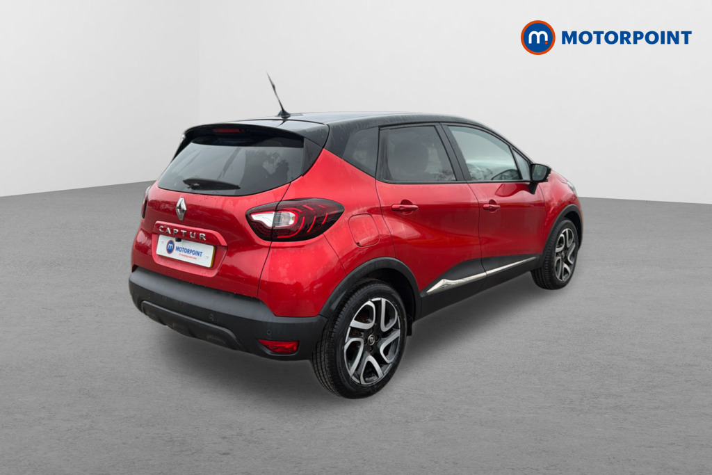 Renault Captur Iconic Automatic Diesel SUV - Stock Number (1615386) - Drivers side rear corner