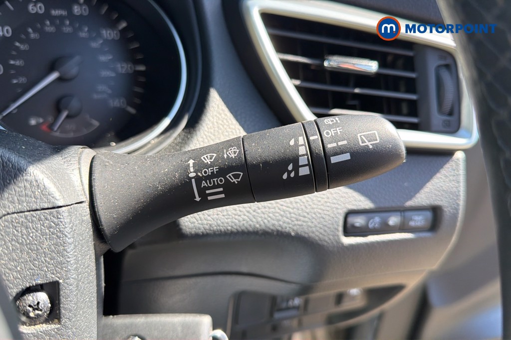 Nissan Qashqai Acenta Premium Manual Petrol SUV - Stock Number (1621694) - 7th supplementary image