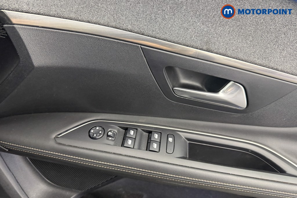 Peugeot 3008 Gt Line Premium Manual Petrol SUV - Stock Number (1621707) - 8th supplementary image
