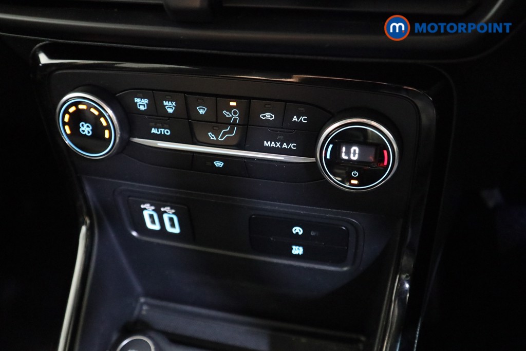 Ford Ecosport Titanium Manual Petrol SUV - Stock Number (1624786) - 8th supplementary image