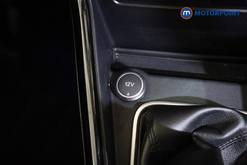 Ford Ecosport Titanium Manual Petrol SUV - Stock Number (1624786) - 10th supplementary image