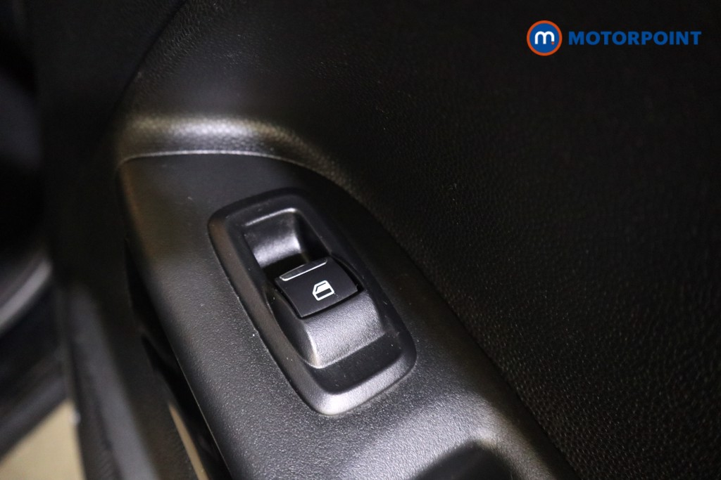 Ford Ecosport Titanium Manual Petrol SUV - Stock Number (1624786) - 21st supplementary image