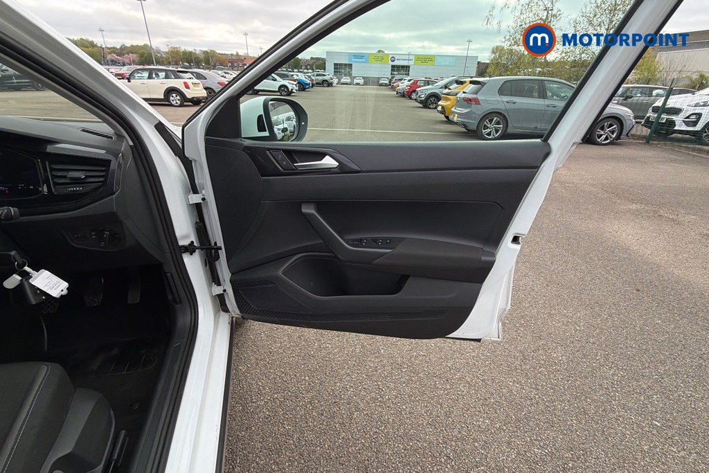 Volkswagen Taigo Life Manual Petrol SUV - Stock Number (1626670) - 19th supplementary image