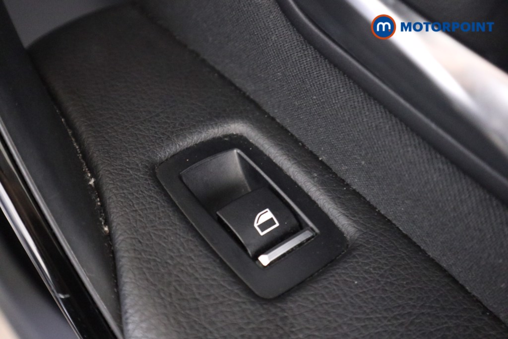 BMW 3 Series Sport Automatic Petrol Saloon - Stock Number (1629273) - 21st supplementary image