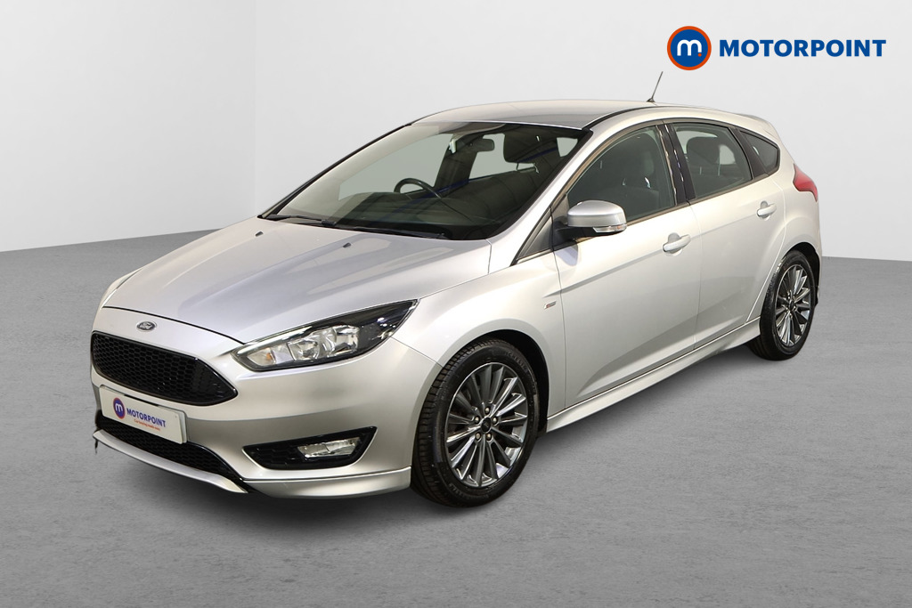 Ford Focus St-Line Manual Petrol Hatchback - Stock Number (1629940) - Passenger side front corner