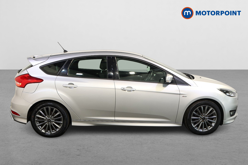 Ford Focus St-Line Manual Petrol Hatchback - Stock Number (1629940) - Drivers side