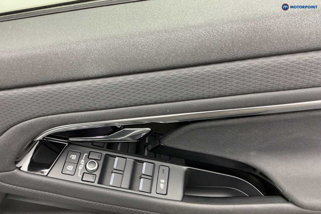 Land Rover Range Rover Evoque 2.0 D165 5Dr 2Wd Manual Diesel SUV - Stock Number (1630029) - 26th supplementary image
