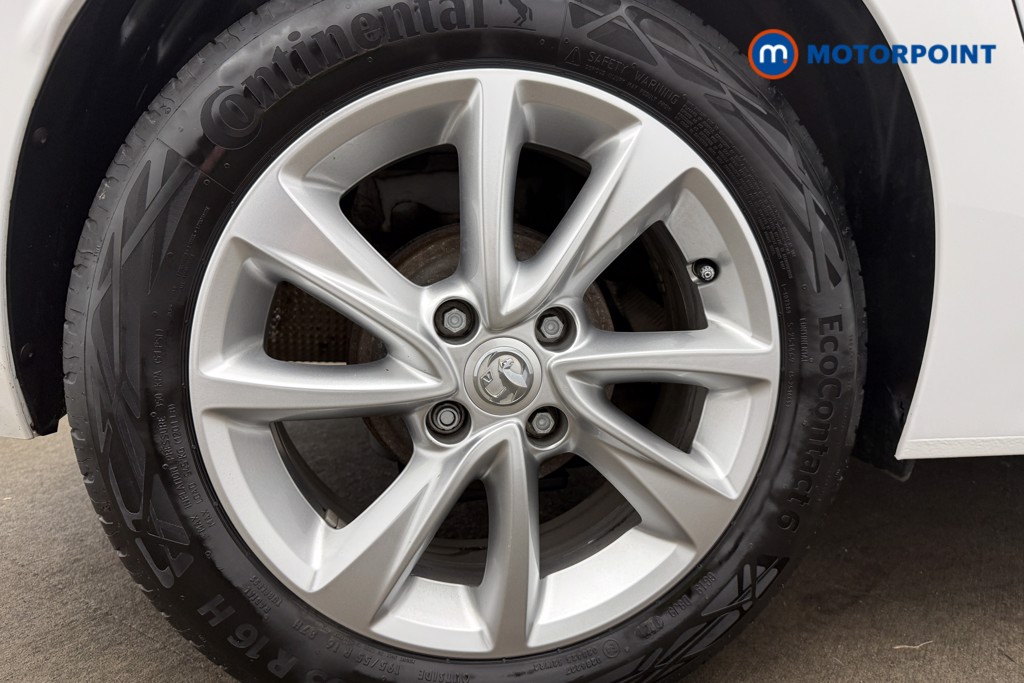 Vauxhall Corsa Elite Nav Manual Petrol Hatchback - Stock Number (1630612) - 9th supplementary image