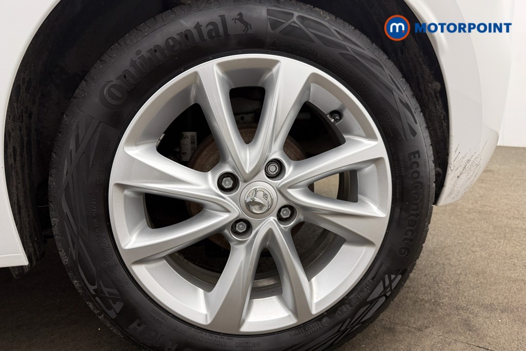 Vauxhall Corsa Elite Nav Manual Petrol Hatchback - Stock Number (1630612) - 12th supplementary image