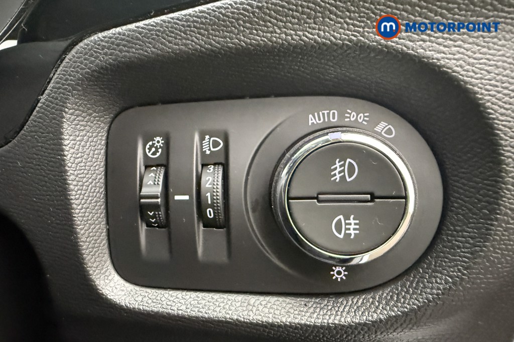 Vauxhall Corsa Elite Nav Manual Petrol Hatchback - Stock Number (1630612) - 16th supplementary image