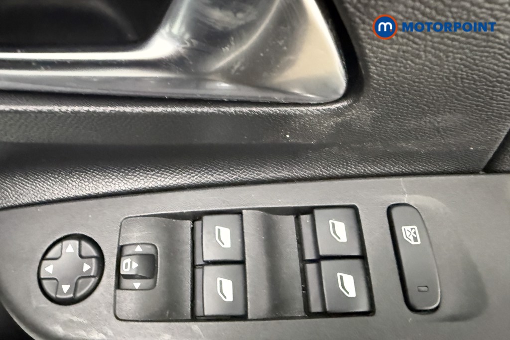 Vauxhall Corsa Elite Nav Manual Petrol Hatchback - Stock Number (1630612) - 18th supplementary image