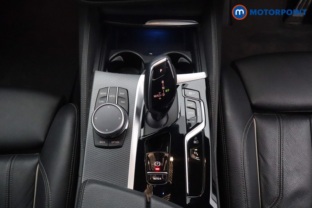 BMW 5 Series M Sport Automatic Petrol Plug-In Hybrid Estate - Stock Number (1631542) - 4th supplementary image
