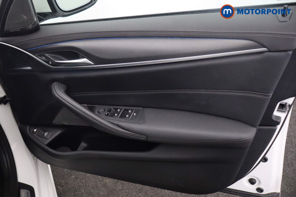 BMW 5 Series M Sport Automatic Petrol Plug-In Hybrid Estate - Stock Number (1631542) - 20th supplementary image